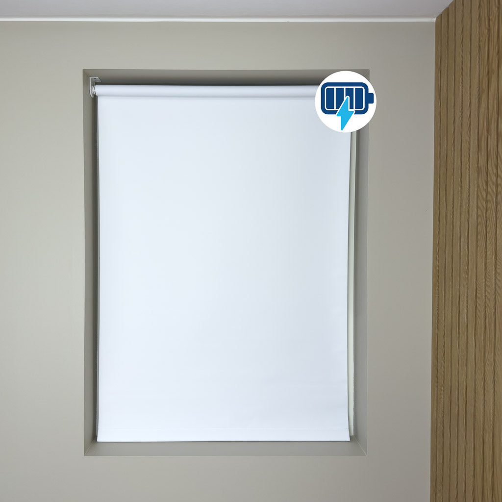 Rullegardin med batteridrevet motor på mål